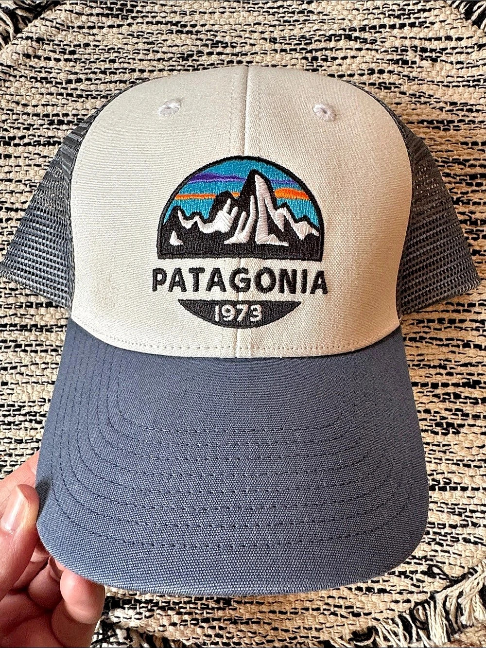 Patagonia Fitz Roy Horizons Trucker Hat Trucker Hat in Gray & White